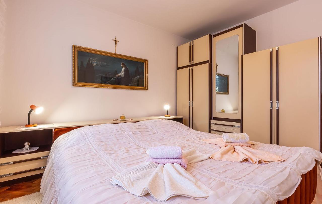 Apartamento Irena Poreč Exterior foto